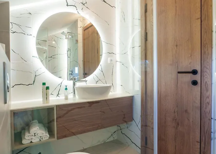 Istros Luxury House *