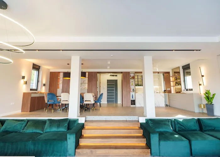 فيلة Istros Luxury House *